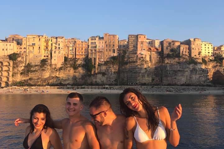 Festa in barca a Tropea