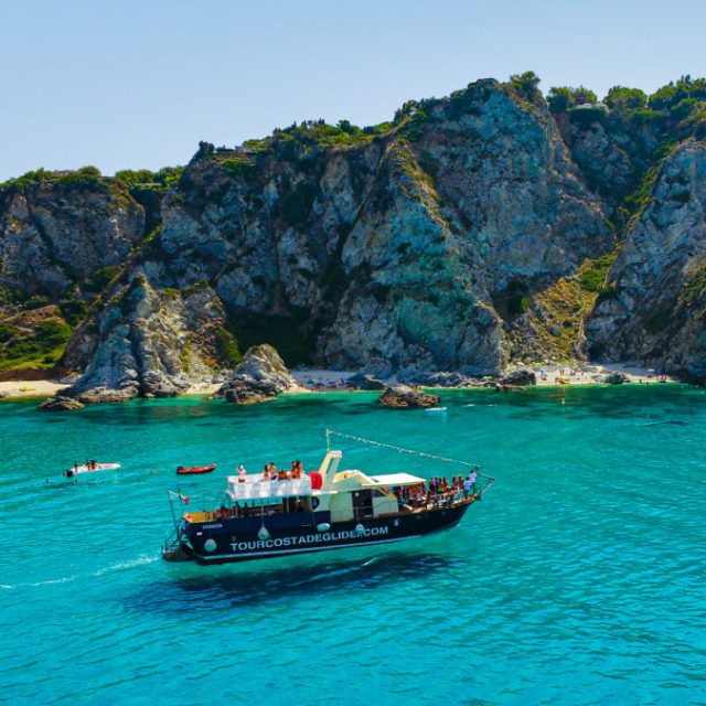 Capo Vaticano in barca